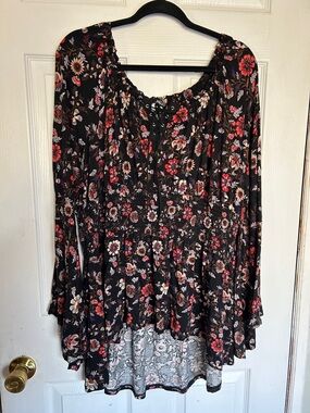 Women's Black Floral Top